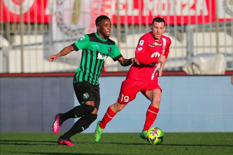 soi-keo-sassuolo-vs-monza-1h45-ngay20-5-23.jpg