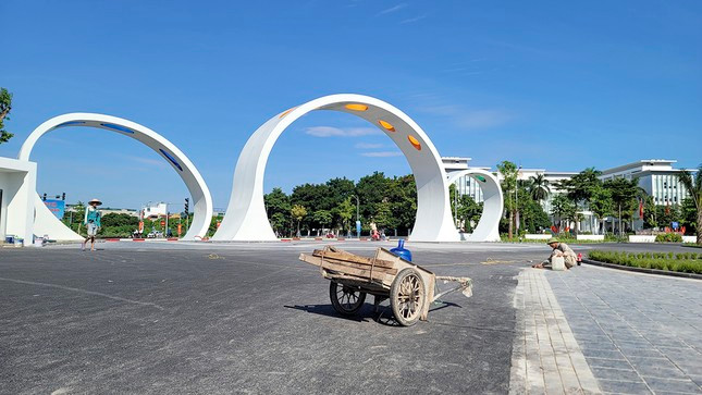 Mãn nhãn với công viên gần 100 tỷ sắp hoàn thiện chào mừng 20 năm thành lập quận Long Biên ảnh 8