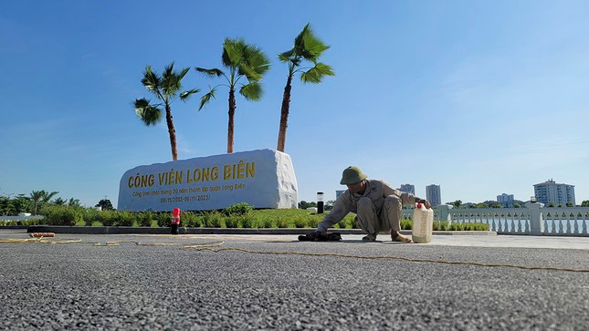 Mãn nhãn với công viên gần 100 tỷ sắp hoàn thiện chào mừng 20 năm thành lập quận Long Biên ảnh 9