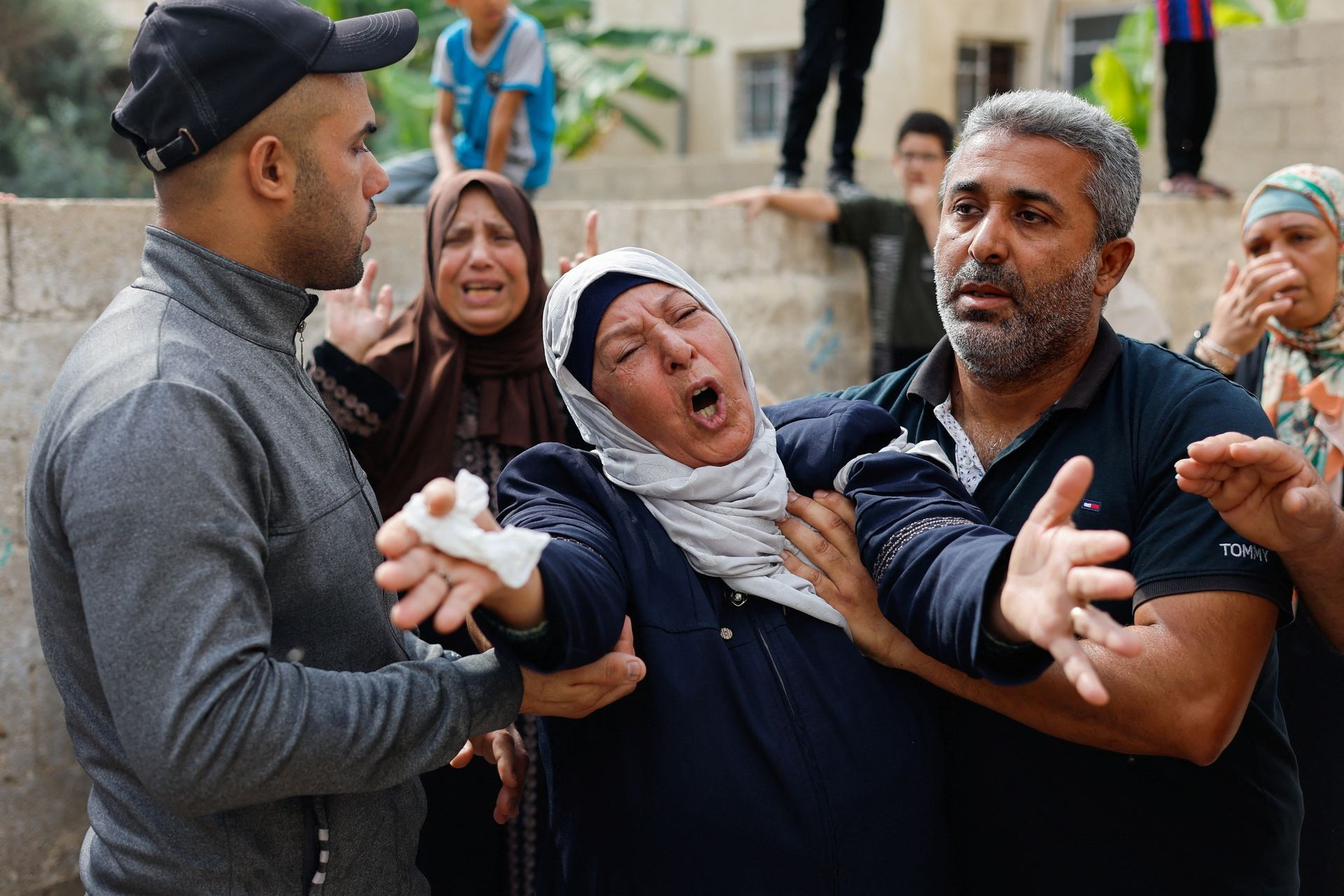 Nỗi thống khổ của dân thường trong xung đột Israel - Hamas  - 7