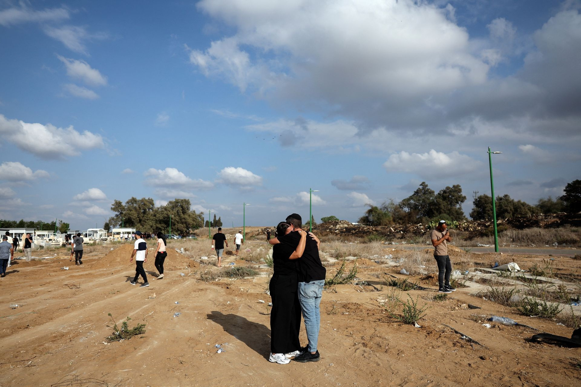 Nỗi thống khổ của dân thường trong xung đột Israel - Hamas  - 8