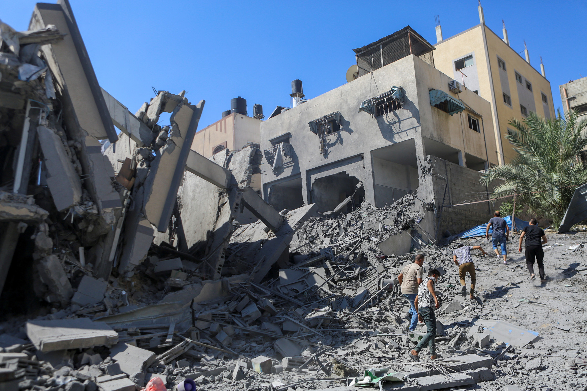 Dân thường Gaza chật vật sinh tồn khi Israel siết chặt phong tỏa - 3