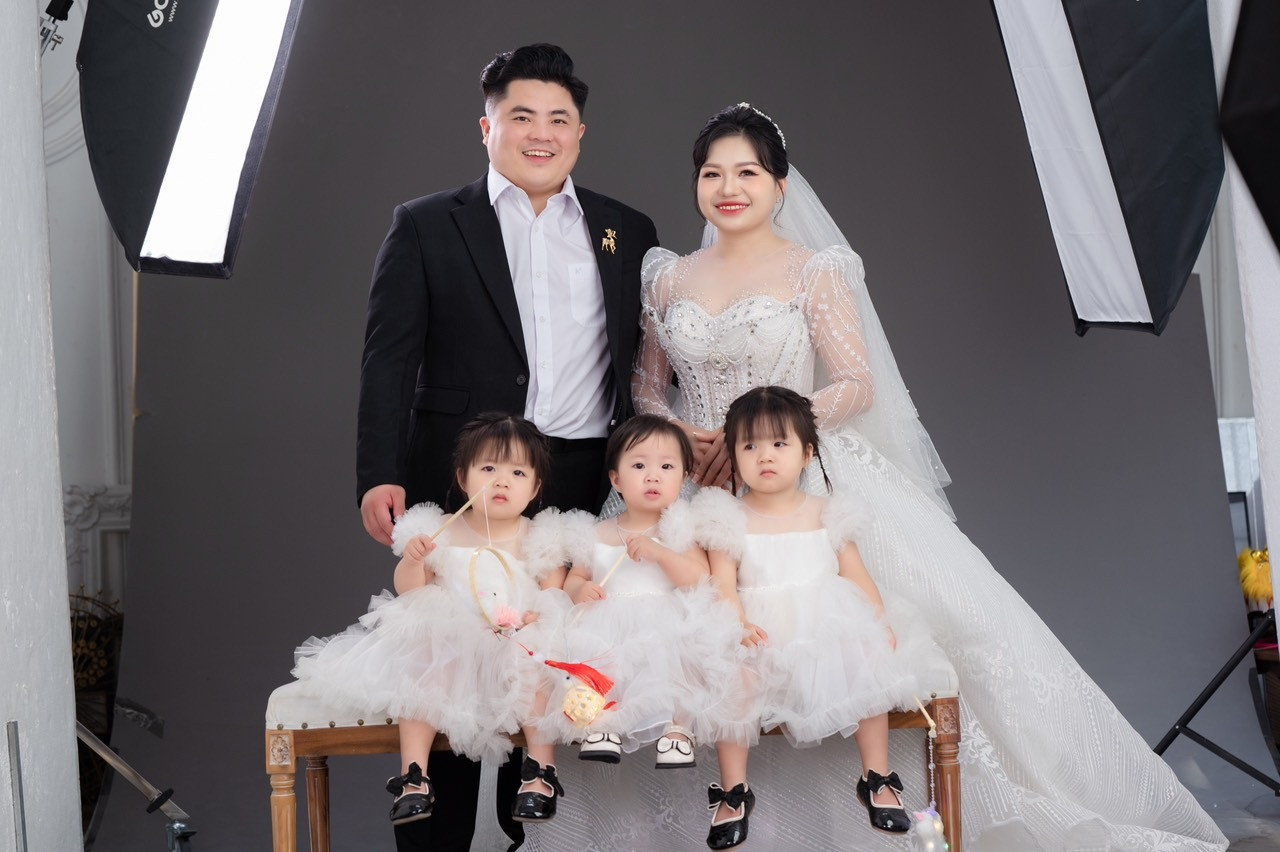 Gia đình hiếm có ở Nghệ An: 3 đời đều đẻ con sinh đôi - 3
