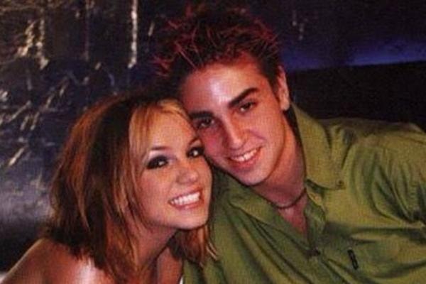 Tình tiết mới vụ Britney Spears ngoại tình