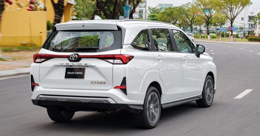 Toyota Innova đã được làm mới tại Việt Nam với hậu tố 