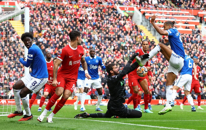 Salah giúp Liverpool một tay hạ gục Everton - Ảnh 3.