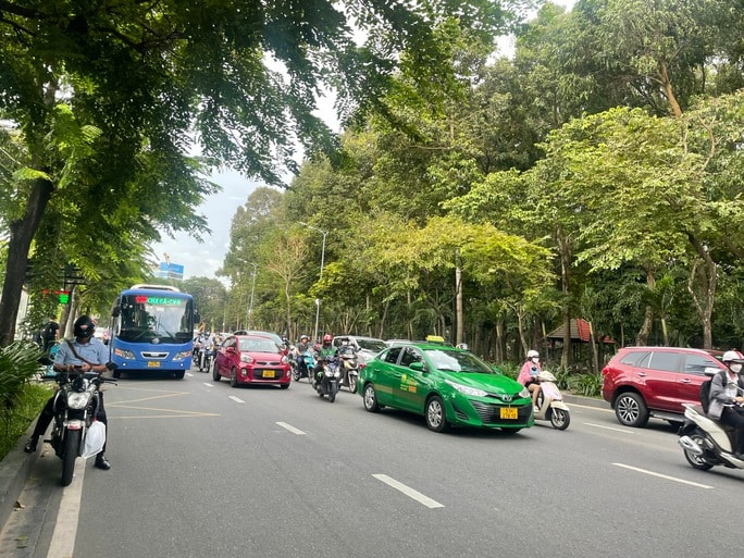 Tiểu đảo 170 m trên đường tới  sân bay Tân Sơn Nhất có thể bị thu hồi - Ảnh 1.