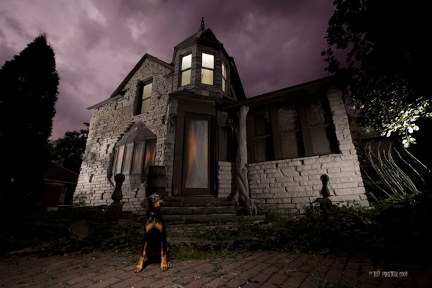 haunted house 2.jpg