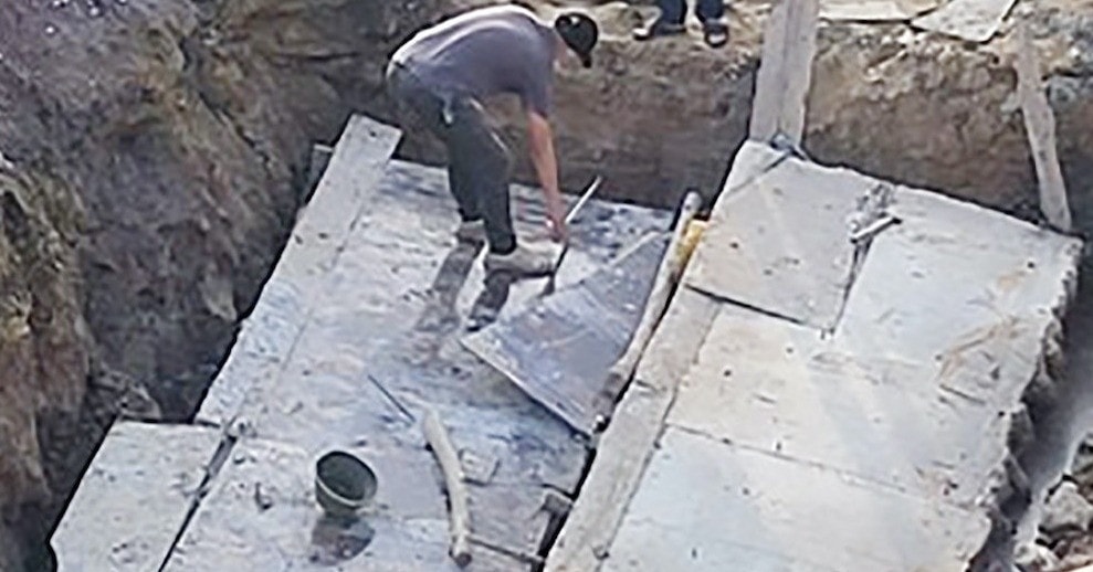 Yêu cầu đình chỉ đơn vị thi công sau vụ sập tấm đan 2 người tử vong