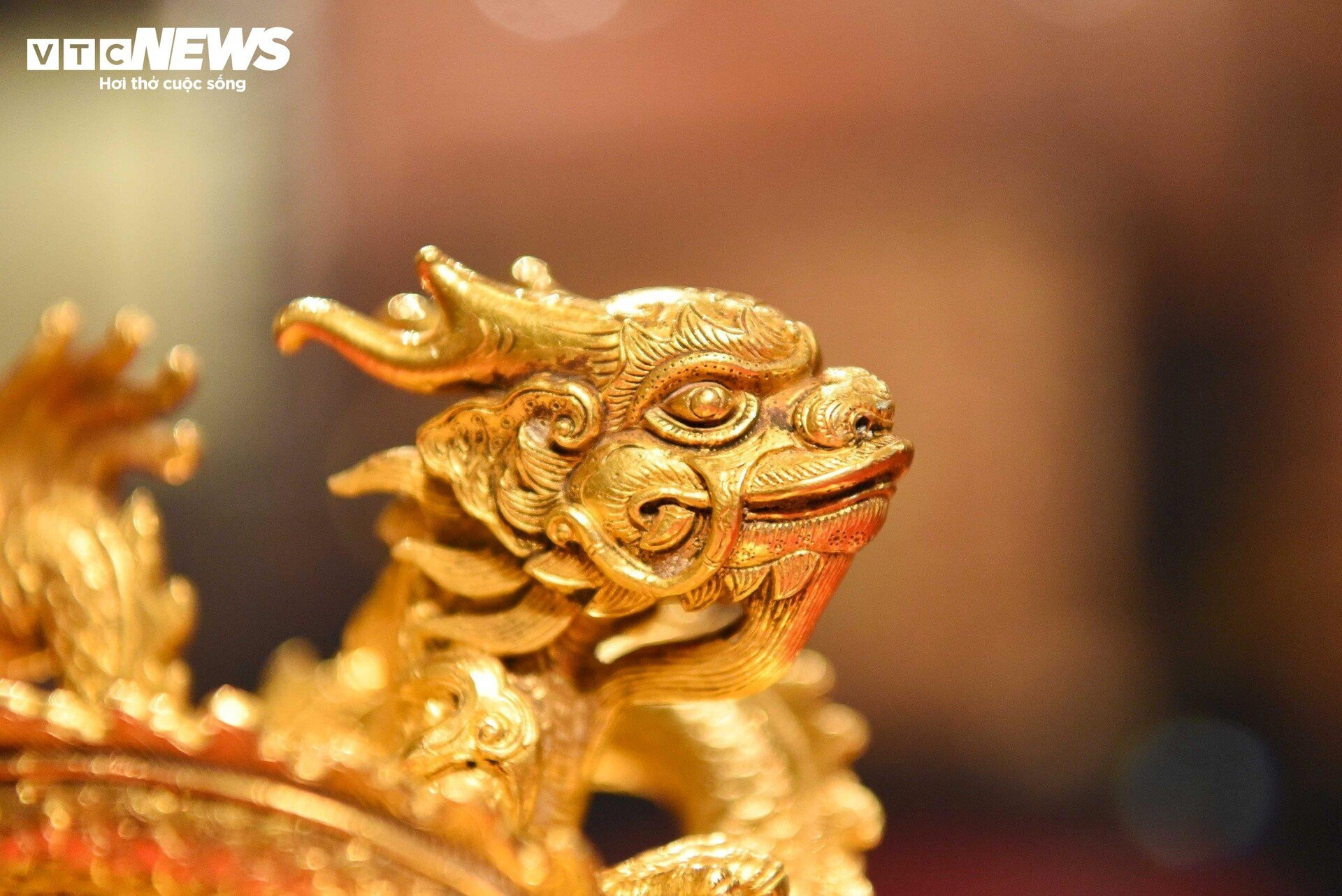 Cận cảnh ấn vàng 'Hoàng đế chi bảo' trưng bày tại bảo tàng tư nhân ở Bắc Ninh - 6