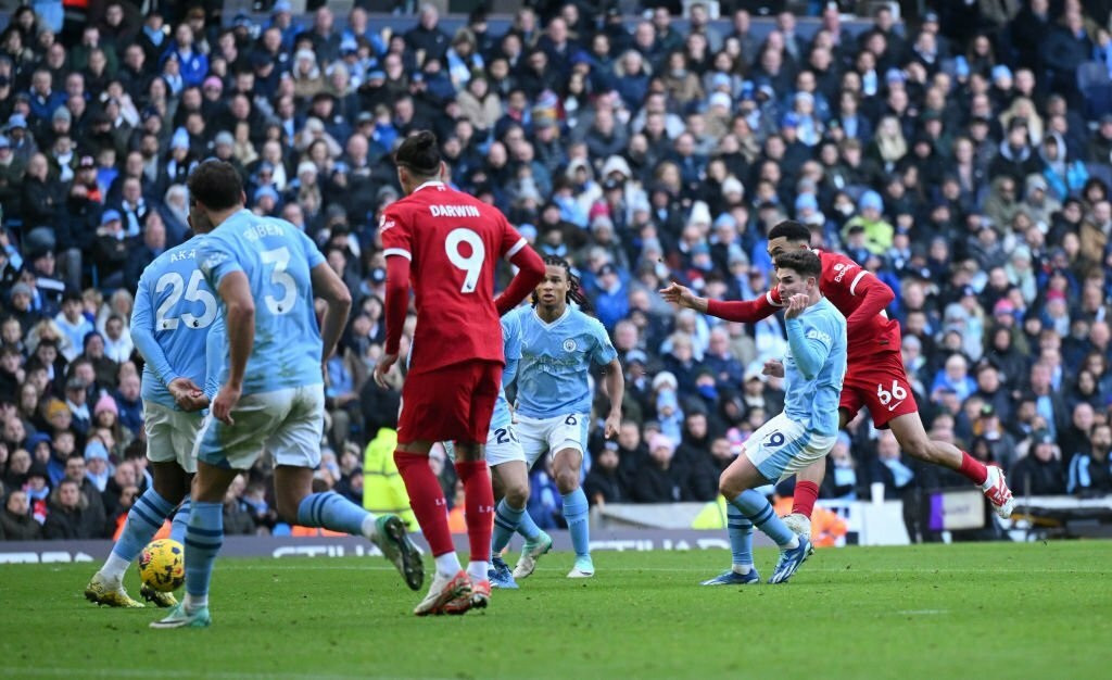 Haaland ghi bàn, Man City tuột chiến thắng trước Liverpool - 2