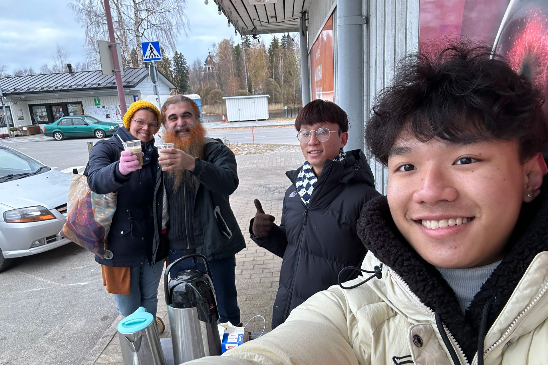 Du học sinh Việt bỗng nổi tiếng vì… bán cà phê muối ở Phần Lan - 1