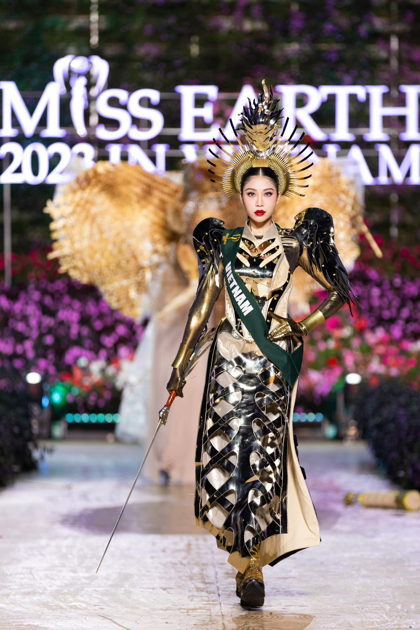 Hoa hậu Trái đất 2023: Người đẹp Albania đăng quang, Việt Nam giành Á hậu - 3