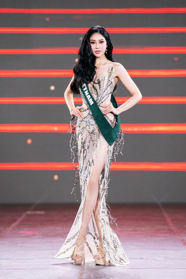Hoa hậu Trái đất 2023: Người đẹp Albania đăng quang, Việt Nam giành Á hậu - 2