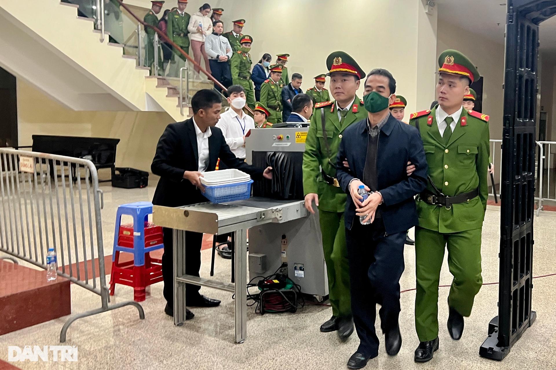 Nhật ký xét xử đại án chuyến bay giải cứu: Cú quay xe của Hoàng Văn Hưng - 1