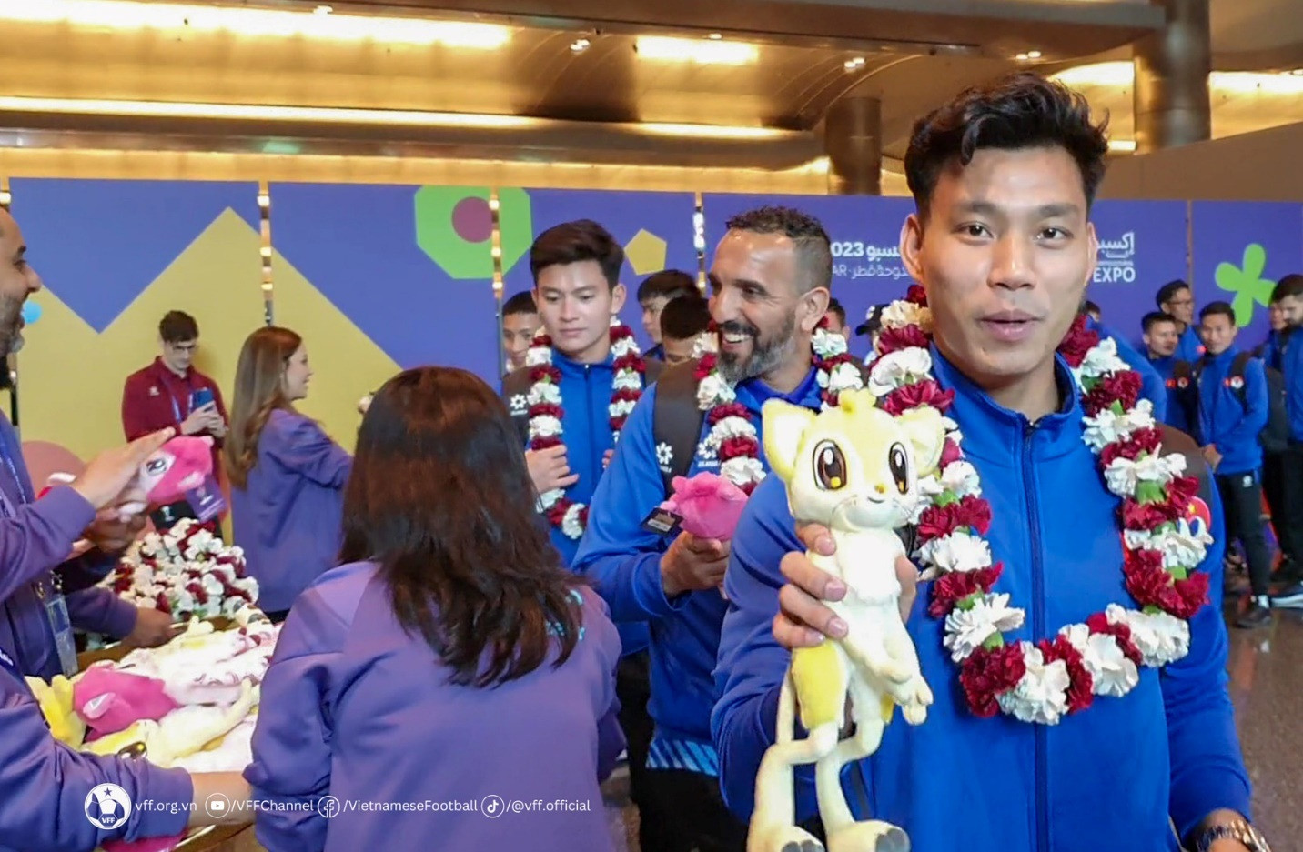 Đội tuyển Việt Nam được tiếp đón nồng nhiệt tại Qatar - 4