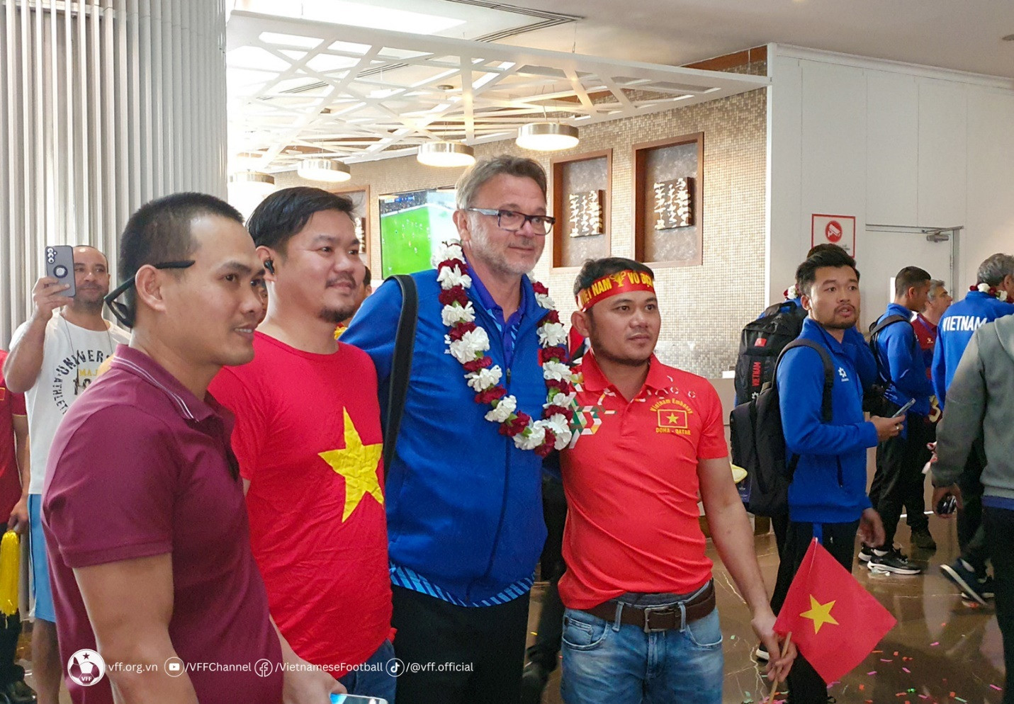 Đội tuyển Việt Nam được tiếp đón nồng nhiệt tại Qatar - 6