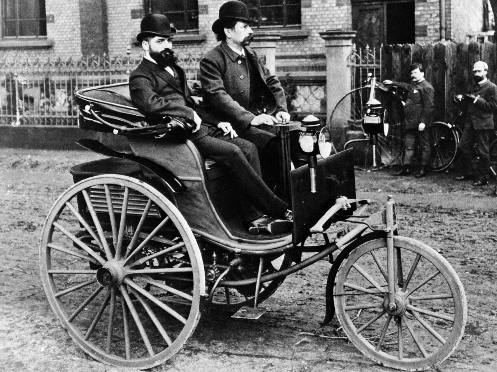 benz-patent-motor-car-1886-1894.jpg