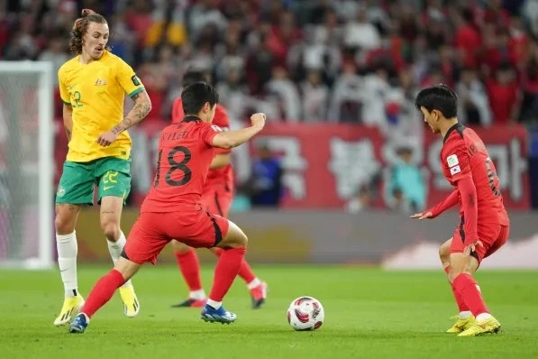 Son Heung Min tỏa sáng, Hàn Quốc hạ Australia và tiến vào bán kết Asian Cup - 1