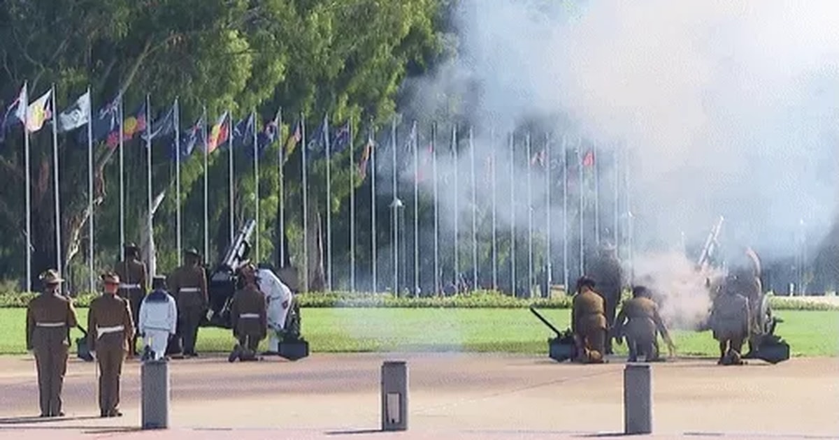 19 loạt đại bác rền vang chào đón Thủ tướng Phạm Minh Chính thăm Australia