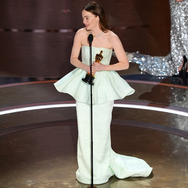 Emma Stone: Từ bạn gái Người nhện đến mỹ nhân có 2 giải Oscar - 2