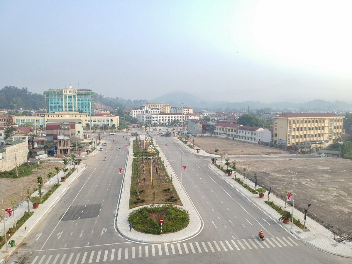 Cơ sở hạ tầng không ngừng được đầu tư phát triển, Him Lam và Điện Biên Phủ đang mang dáng dấp của đô thị hiện đại.
