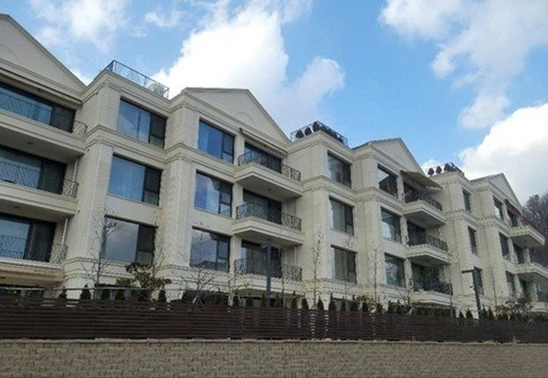 Soi căn biệt thự nằm trong khu nhà giàu của Han So Hee, mua và trả một lúc bằng tiền mặt hơn 36 tỷ-2