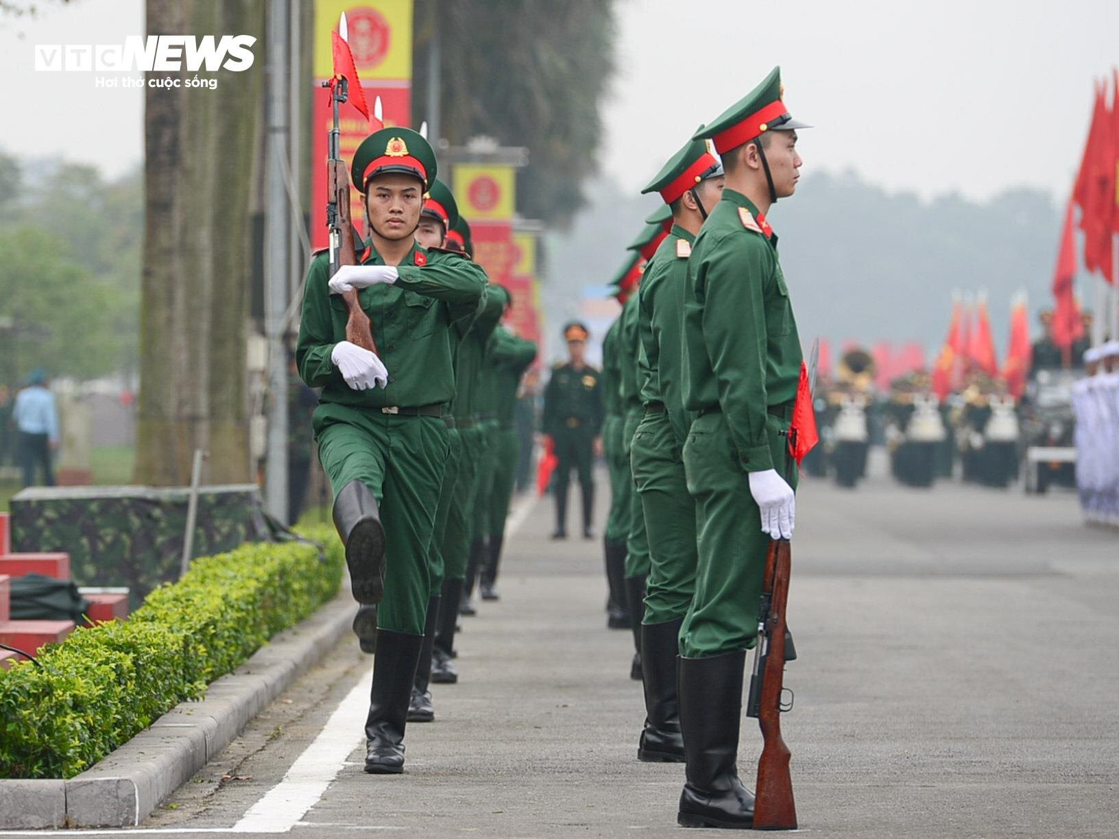 3.500 chiến sĩ hợp luyện diễu binh kỷ niệm Chiến thắng Điện Biên Phủ - 5