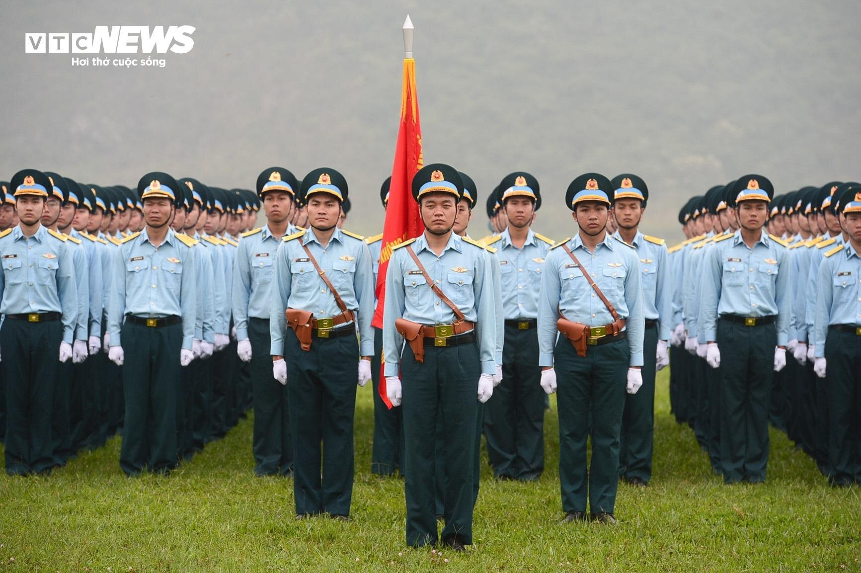 3.500 chiến sĩ hợp luyện diễu binh kỷ niệm Chiến thắng Điện Biên Phủ - 9