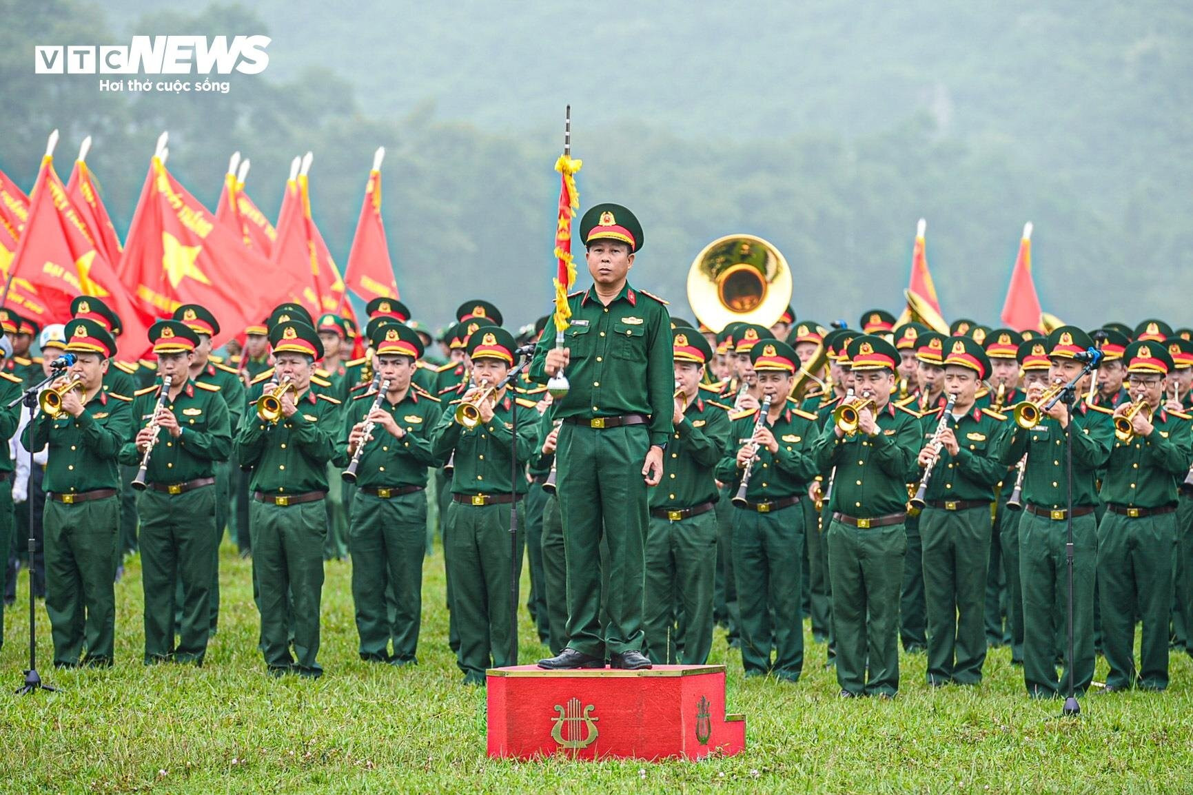 3.500 chiến sĩ hợp luyện diễu binh kỷ niệm Chiến thắng Điện Biên Phủ - 6