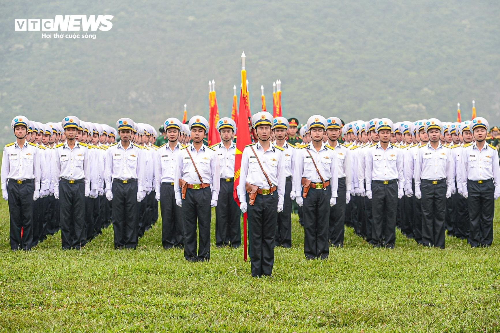 3.500 chiến sĩ hợp luyện diễu binh kỷ niệm Chiến thắng Điện Biên Phủ - 7