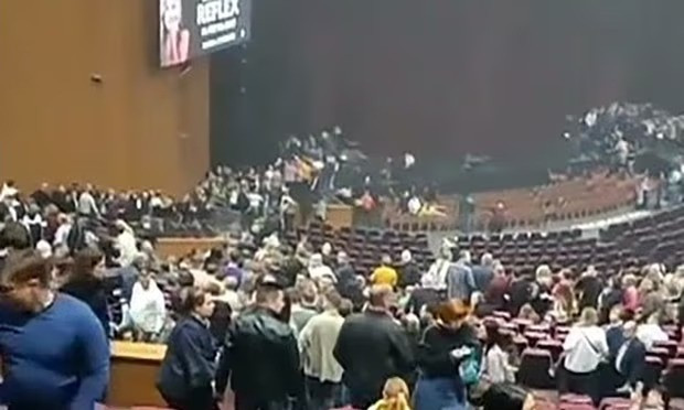 Hình ảnh bên trong nhà hát Nga bị khủng bố, nạn nhân sống sót nhờ giả chết - 5