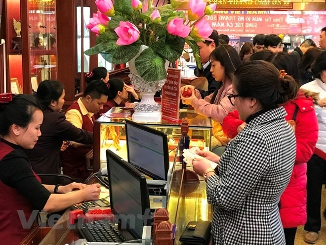 Tiếp tục đi xuống, giá vàng SJC tuột mốc 80 triệu đồng mỗi lượng