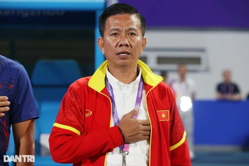5 ứng cử viên thay thế HLV Troussier dẫn dắt đội tuyển Việt Nam - 1