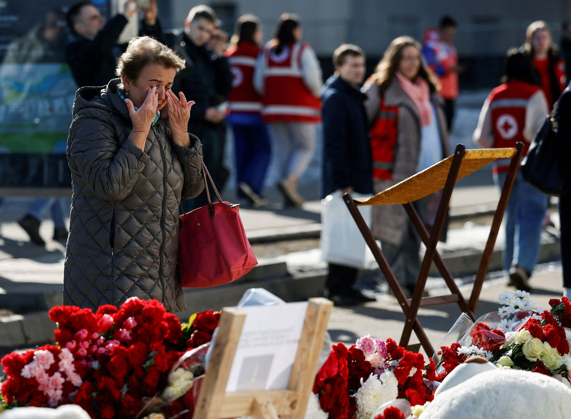 Gần 100 người vẫn mất tích sau vụ khủng bố Moscow - 1