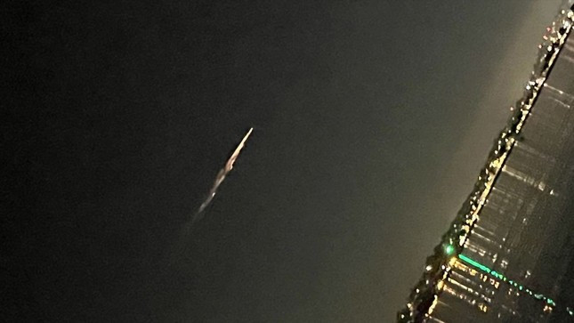 Phỏng đoán xác tàu vũ trụ Trung Quốc tạo ra quả cầu lửa ngoạn mục ảnh 1