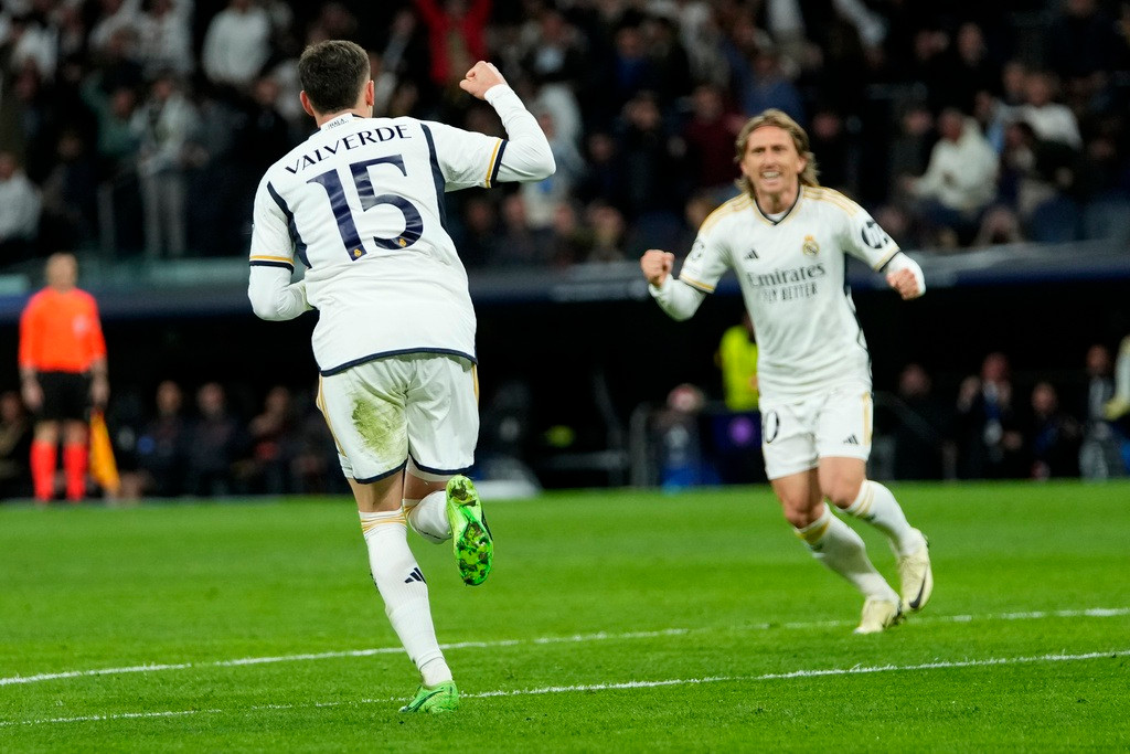 Man City cùng Real Madrid tạo mưa bàn thắng ở Bernabeu - 4