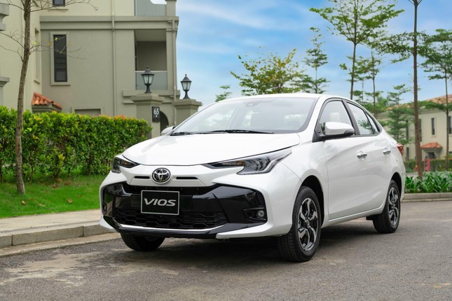 Top 10 ô tô bán chạy nhất tháng 3 tại Việt Nam ảnh 6