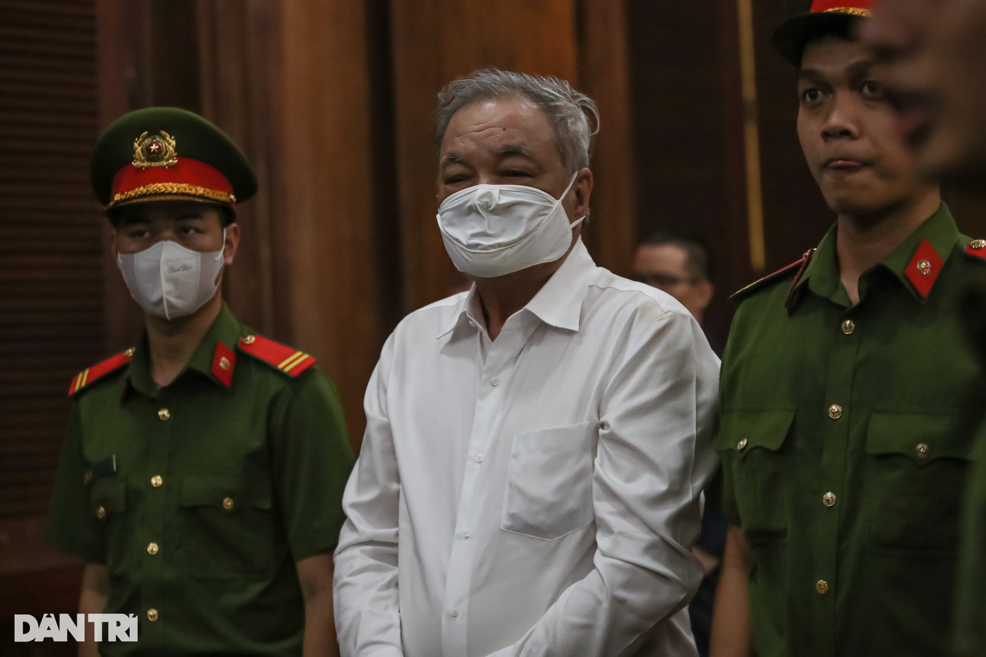 Bị cáo Trần Quí Thanh lĩnh 8 năm tù, một con gái hưởng án treo - 3