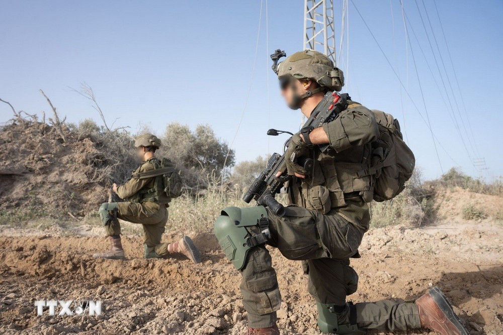 Binh sỹ Israel thực hiện chiến dịch quân sự ở Dải Gaza. (Ảnh: THX/TTXVN)