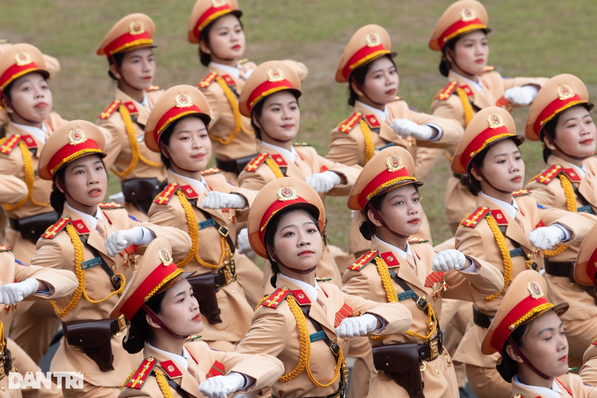 Hình ảnh ấn tượng Lễ diễu binh kỷ niệm 70 năm Chiến thắng Điện Biên Phủ - 13