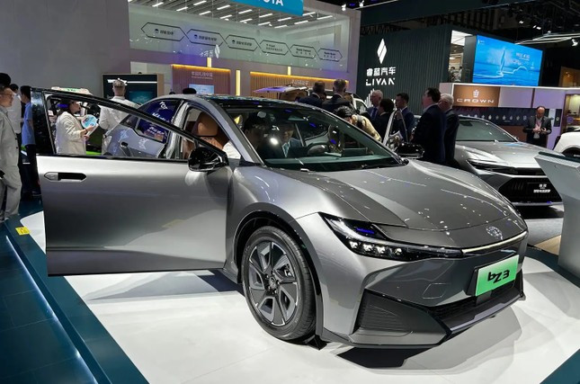 Toyota bắt tay đối thủ của Tesla làm xe hybrid thế hệ mới ảnh 2