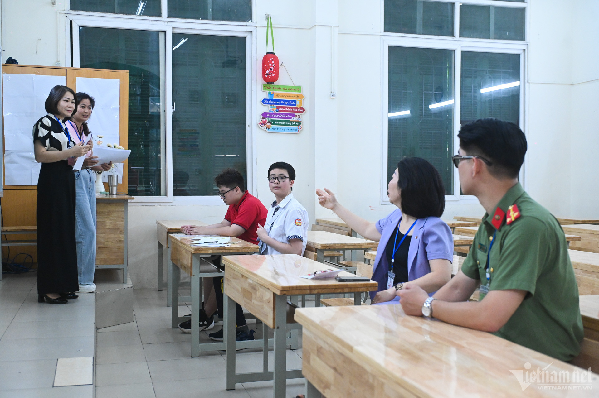 W-Thi lớp 10   giáo dục   Hà Nội (28).jpg