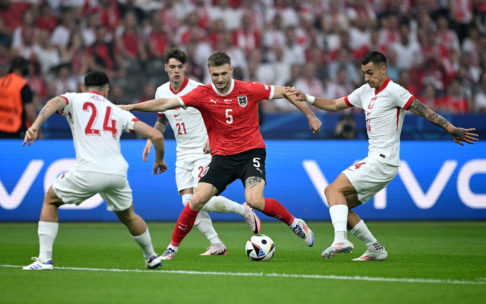 Đội tuyển Áo giành chiến thắng đầu tiên ở EURO 2024.