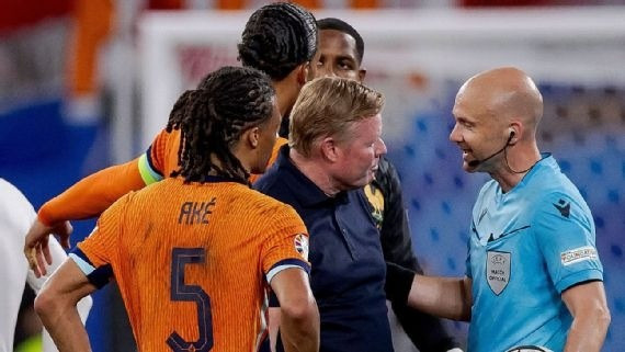 Trọng tài bị chỉ trích vì tước bàn thắng hợp lệ của Hà Lan - 2