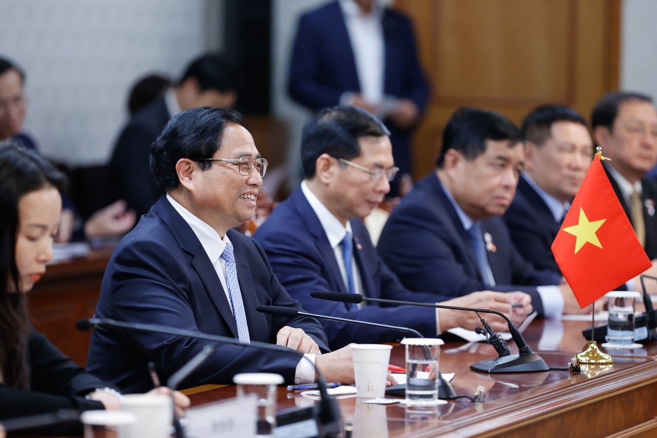 Thủ tướng đề nghị Hàn Quốc xem xét miễn thị thực cho công dân Việt Nam - 3