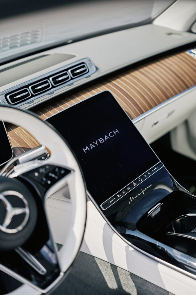 Cận cảnh sedan siêu sang Mercedes-Maybach S680 lấy cảm hứng từ du thuyền ảnh 4