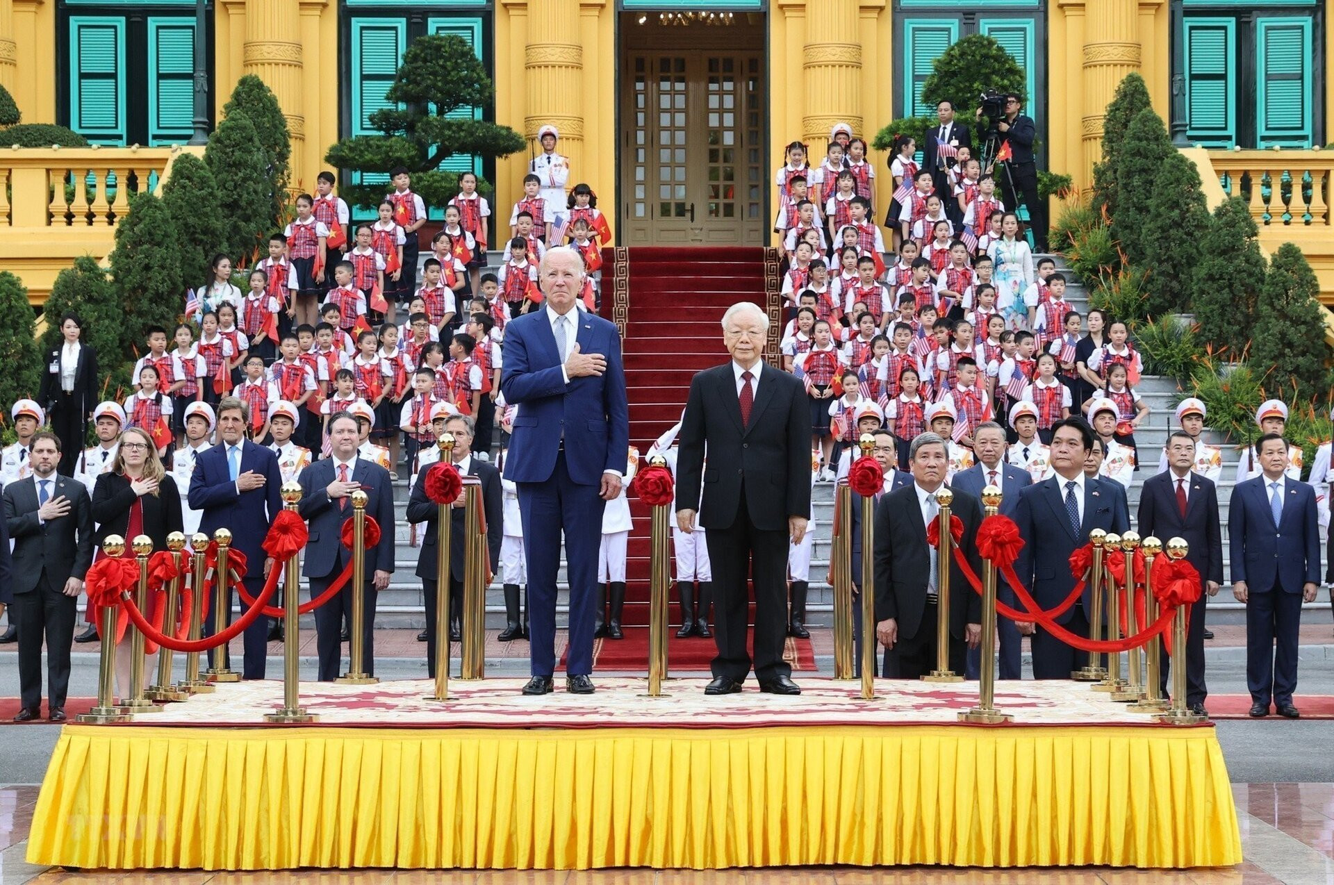 'Ngoại giao cây tre Việt Nam'  khác với 'ngoại giao cây tre' nước khác thế nào? - 2