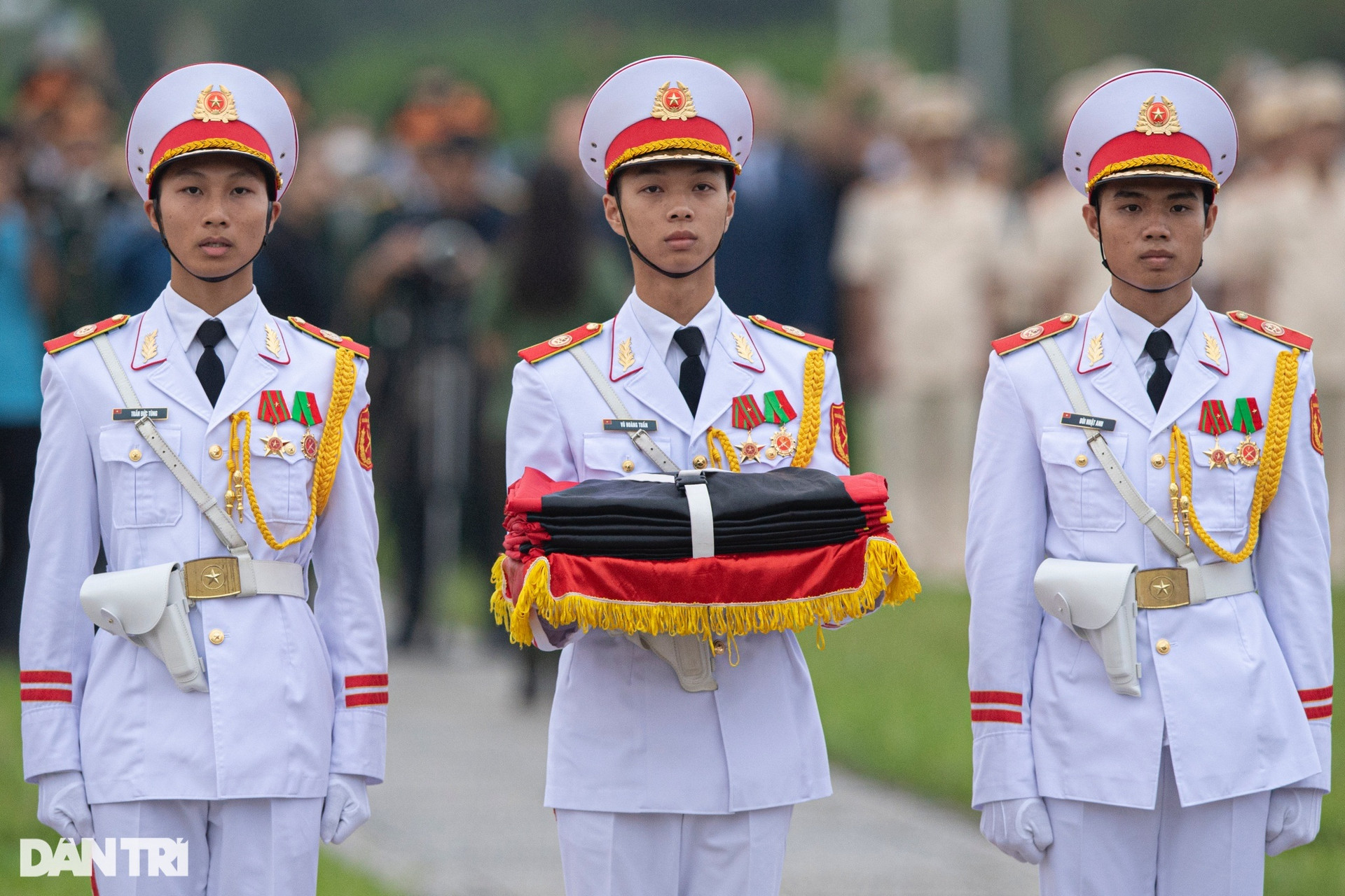 Trang nghiêm Lễ thượng cờ rủ Quốc tang Tổng Bí thư Nguyễn Phú Trọng - 5