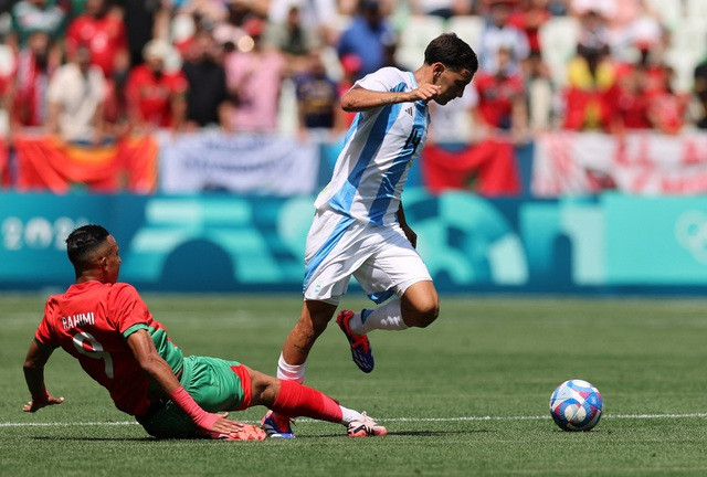 Cú sốc đầu tiên ở Olympic: Argentina thua Morocco 1-2 sau trận đấu 